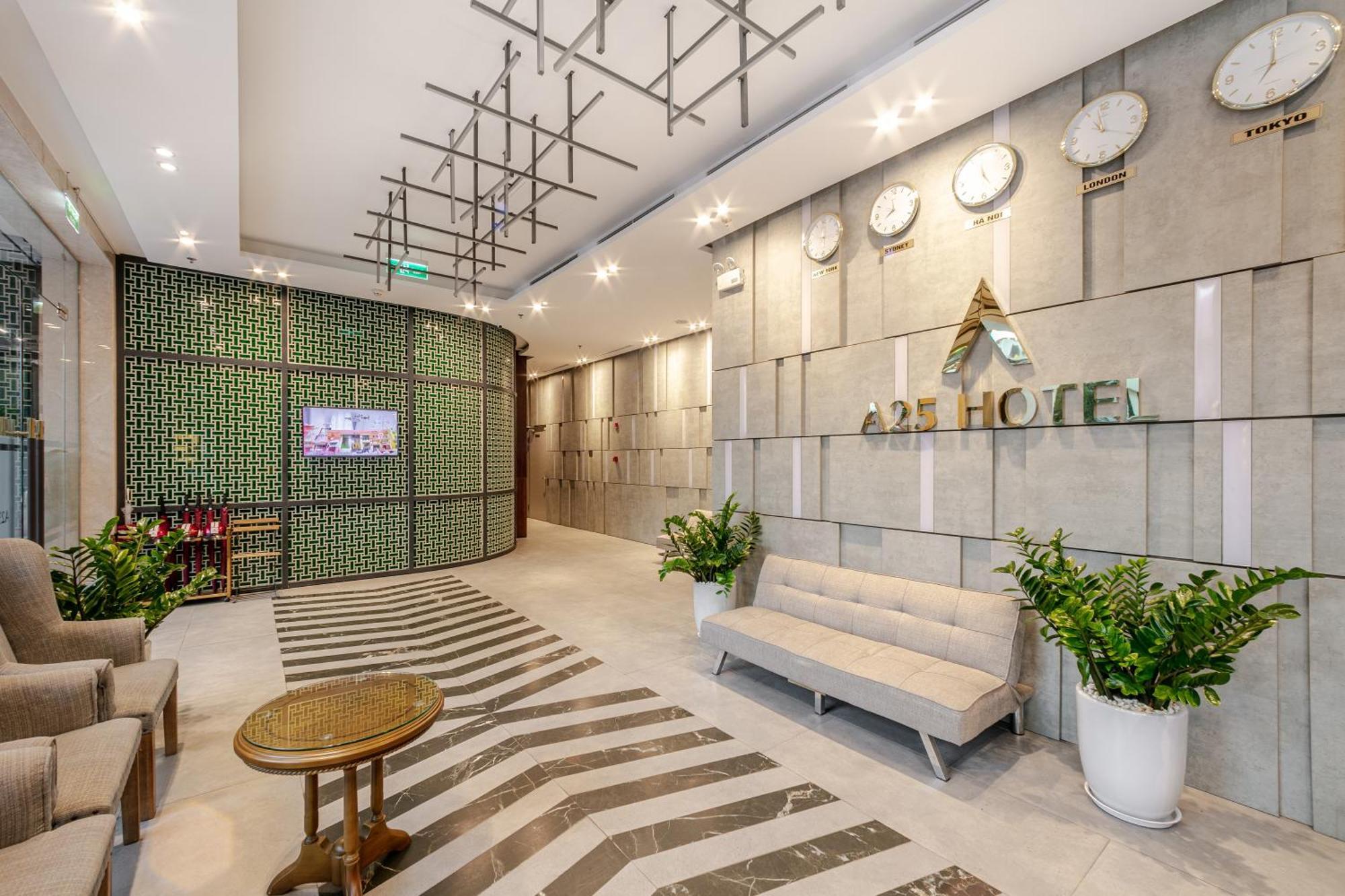 A25 Premium Hotel - 18 Nguyen Hy Quang — Photos 1